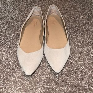 Crown Vintage Light Grey Pointy Toe Flats